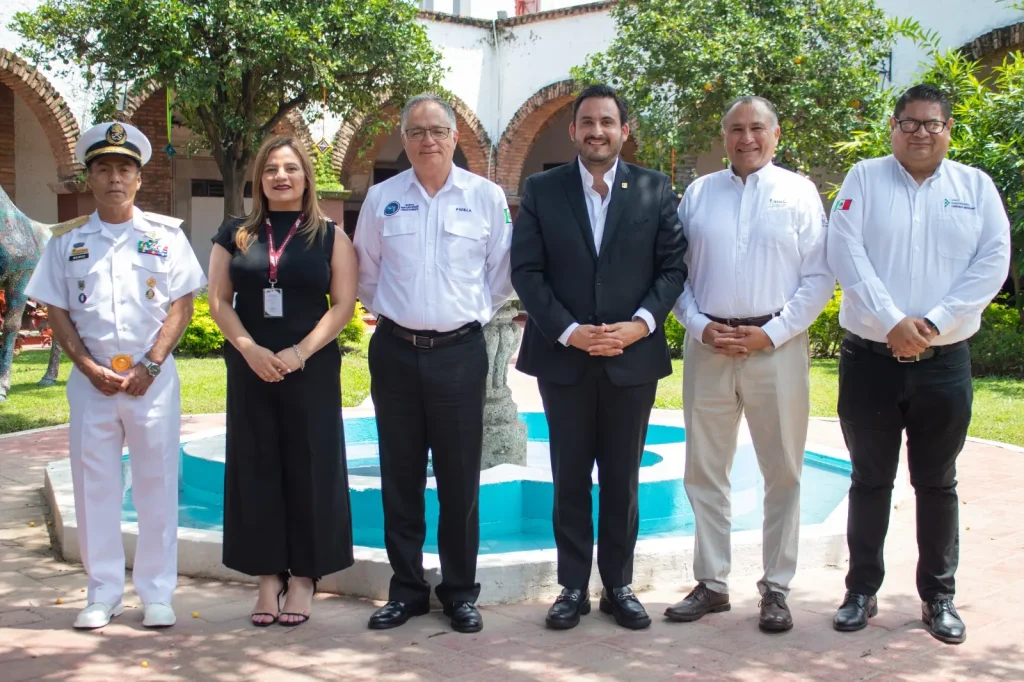 Histórico Lanzamiento del Vuelo Tepic - Puerto Balleto a Islas Marías