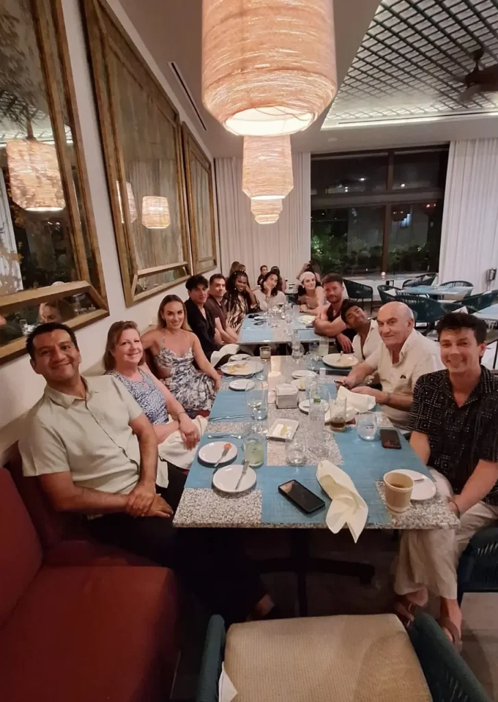 Creadores de Contenido de Nueva York cenando en Nayarit