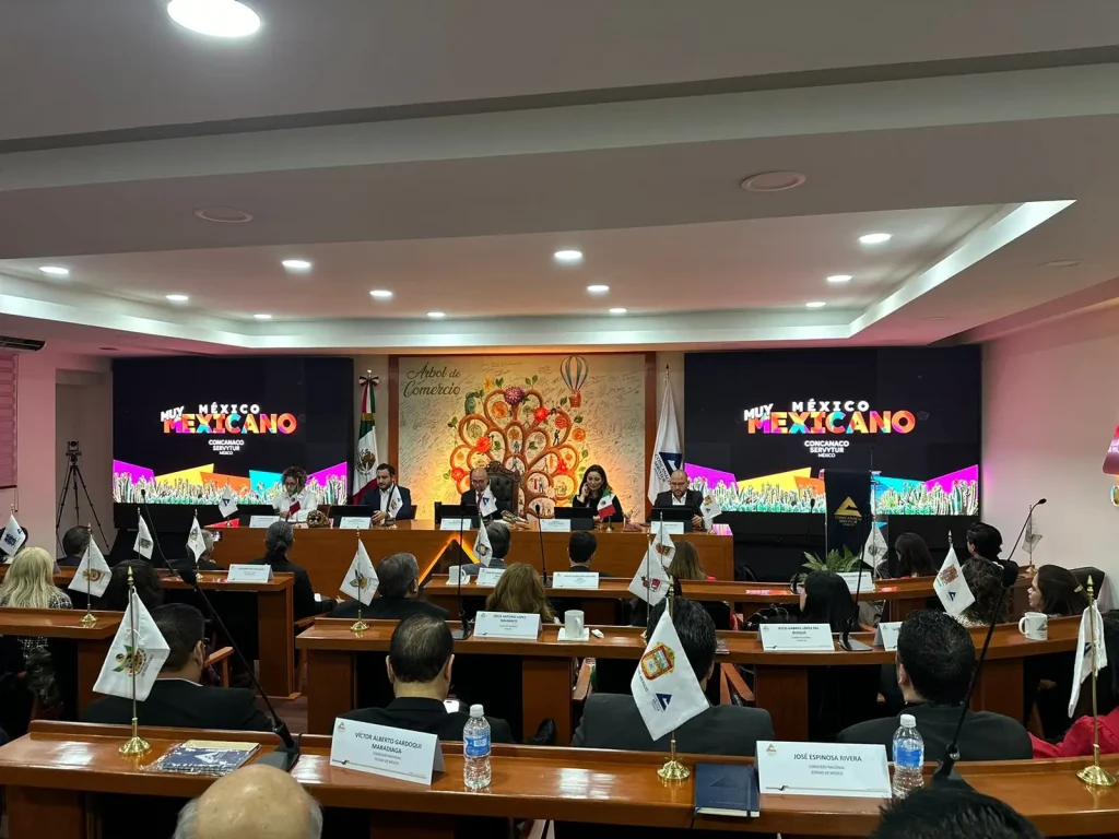 Rueda de prensa de la Segunda Cumbre Empresarial de Líderes de Comercio y Servicios de la CONCANACO SERVYTUR